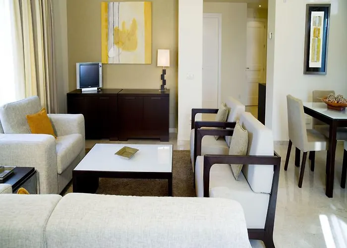 아파트호텔 Elviria Hills Living