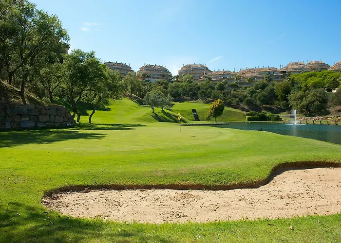 Apart-hotel Elviria Hills Living 3*
