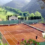 Elviria Hills Living
