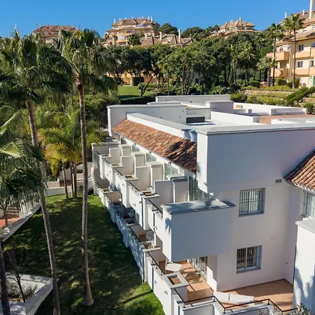 Apartahotel Elviria Hills Living Marbella