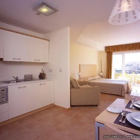 Elviria Hills Living