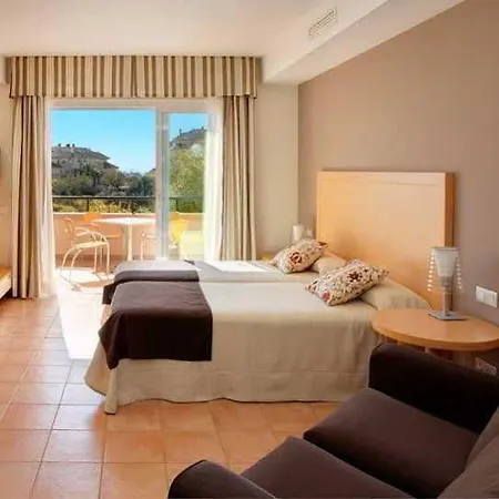 Apartahotel Elviria Hills Living