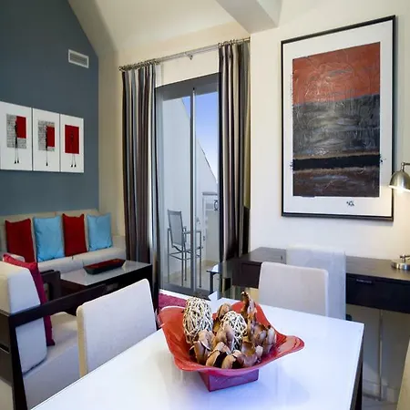 Elviria Hills Living