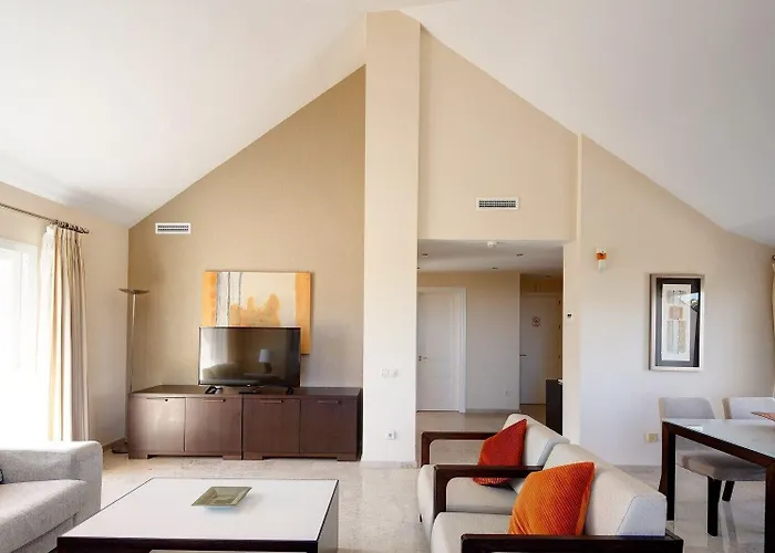 Elviria Hills Living Aparthotel