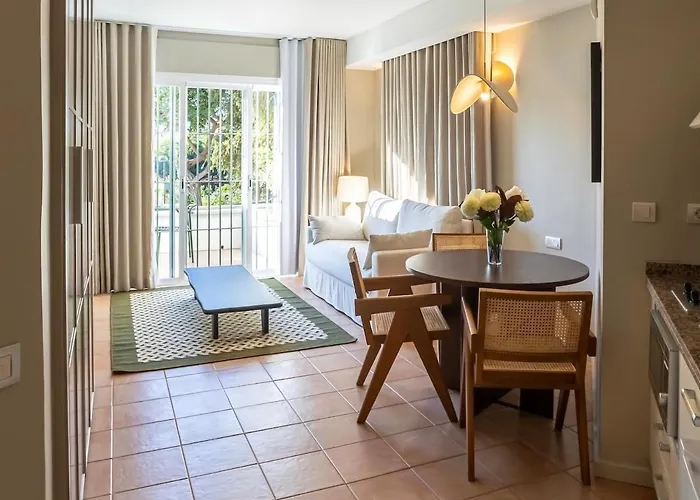 Elviria Hills Living 3* Marbella