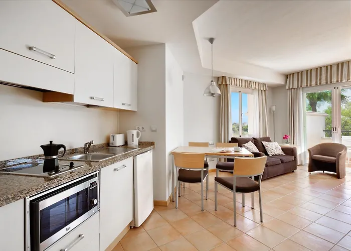 Elviria Hills Living מלון דירות מארבלה