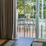 Elviria Hills Living