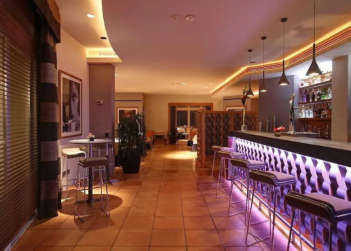 公寓式酒店 Elviria Hills Living 马尔韦利亚
