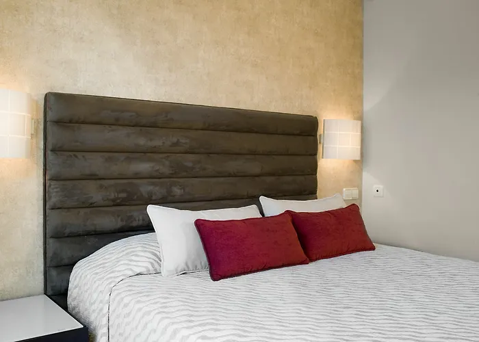 Elviria Hills Living מלון דירות 3*