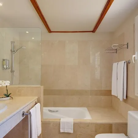 Elviria Hills Living