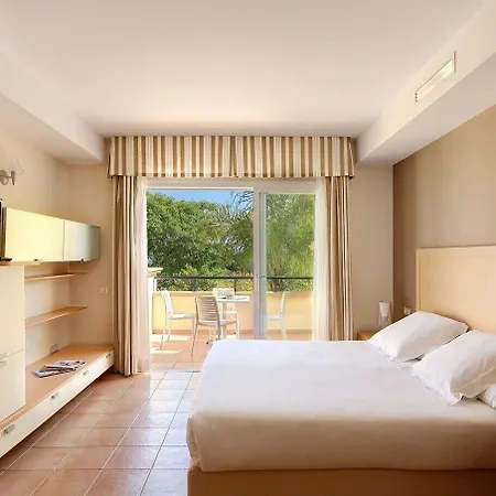 Aparthotel Elviria Hills Living 3*