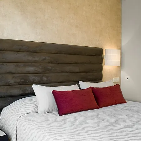 Elviria Hills Living Aparthotel 3*