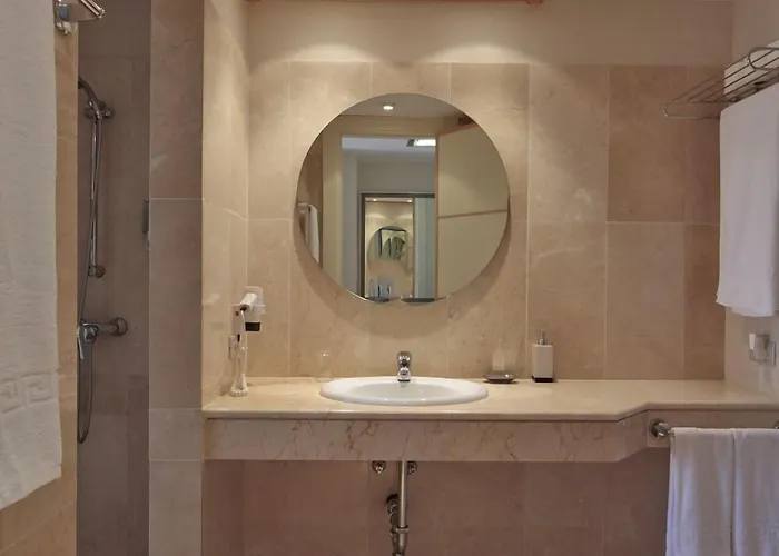 Апарт-готель Elviria Hills Living