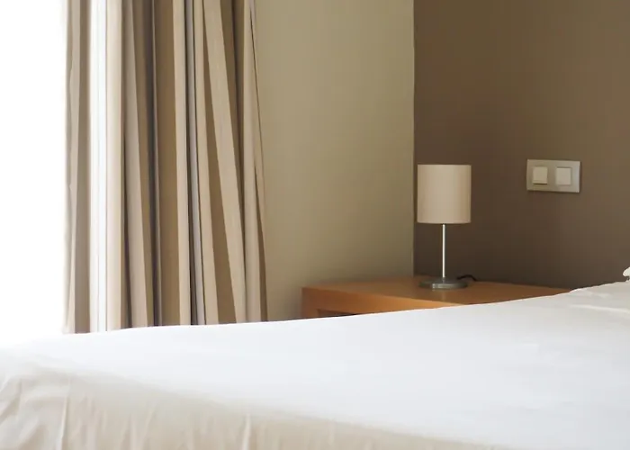 Elviria Hills Living