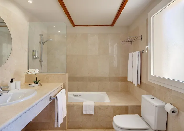 Elviria Hills Living Апарт-готель
